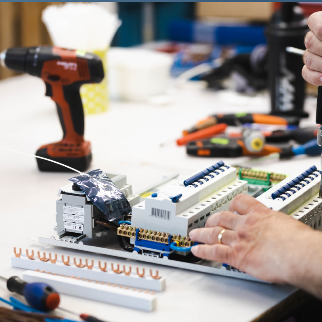 Jobba hos oss på Eltecno